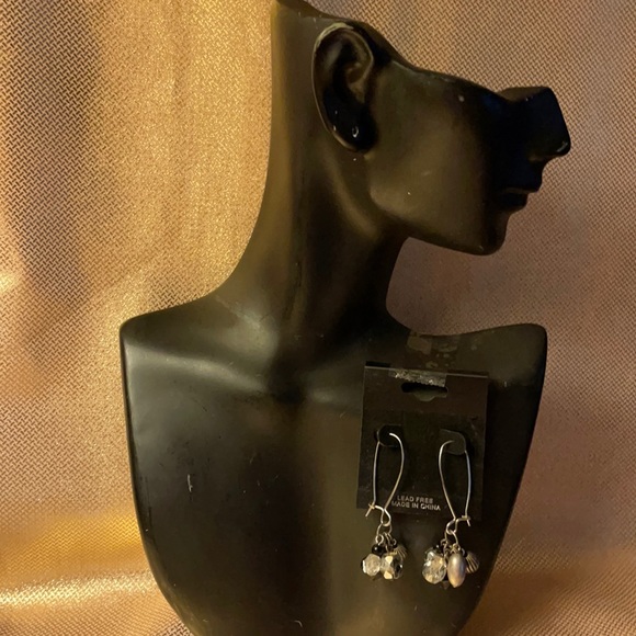 unbranded Jewelry - Black and silver beaded earrings with hook and eye fish hooks